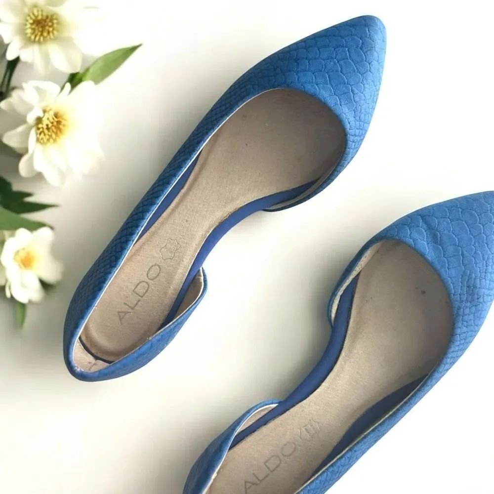 ALDO Women's Pointed Toe Flats Blue Textured Slip-On Size 8.5